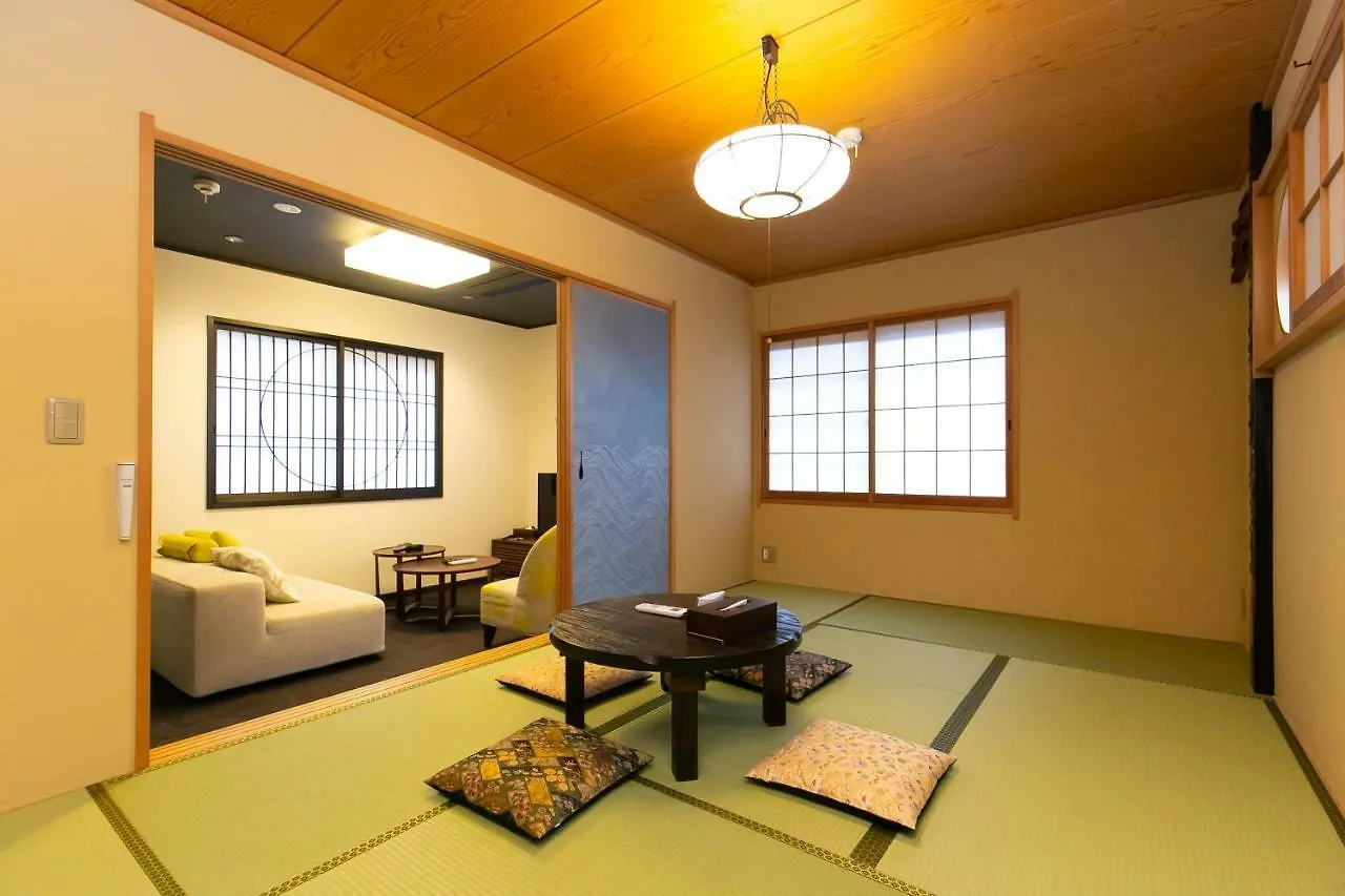 Tsuhana Kyoto