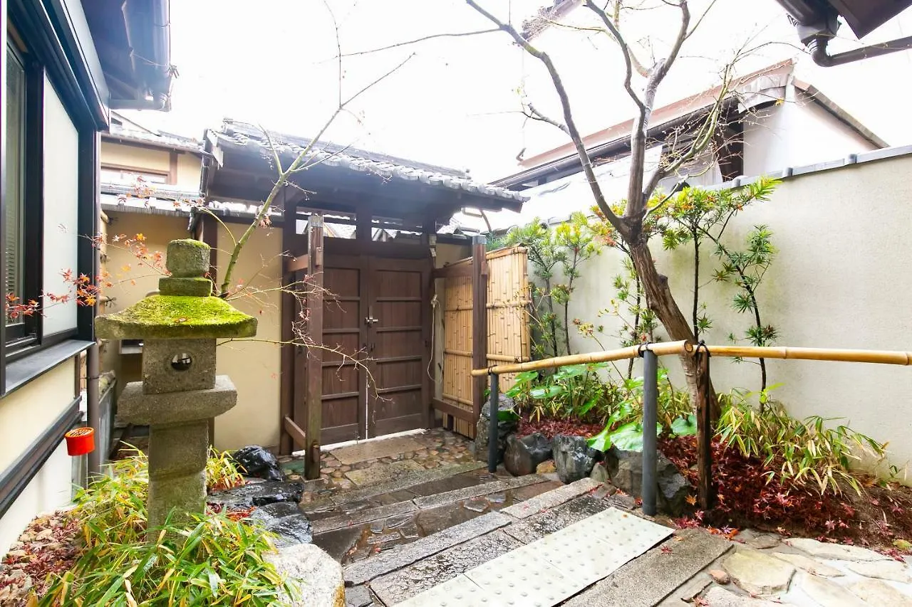 Tsuhana Kyoto Japan