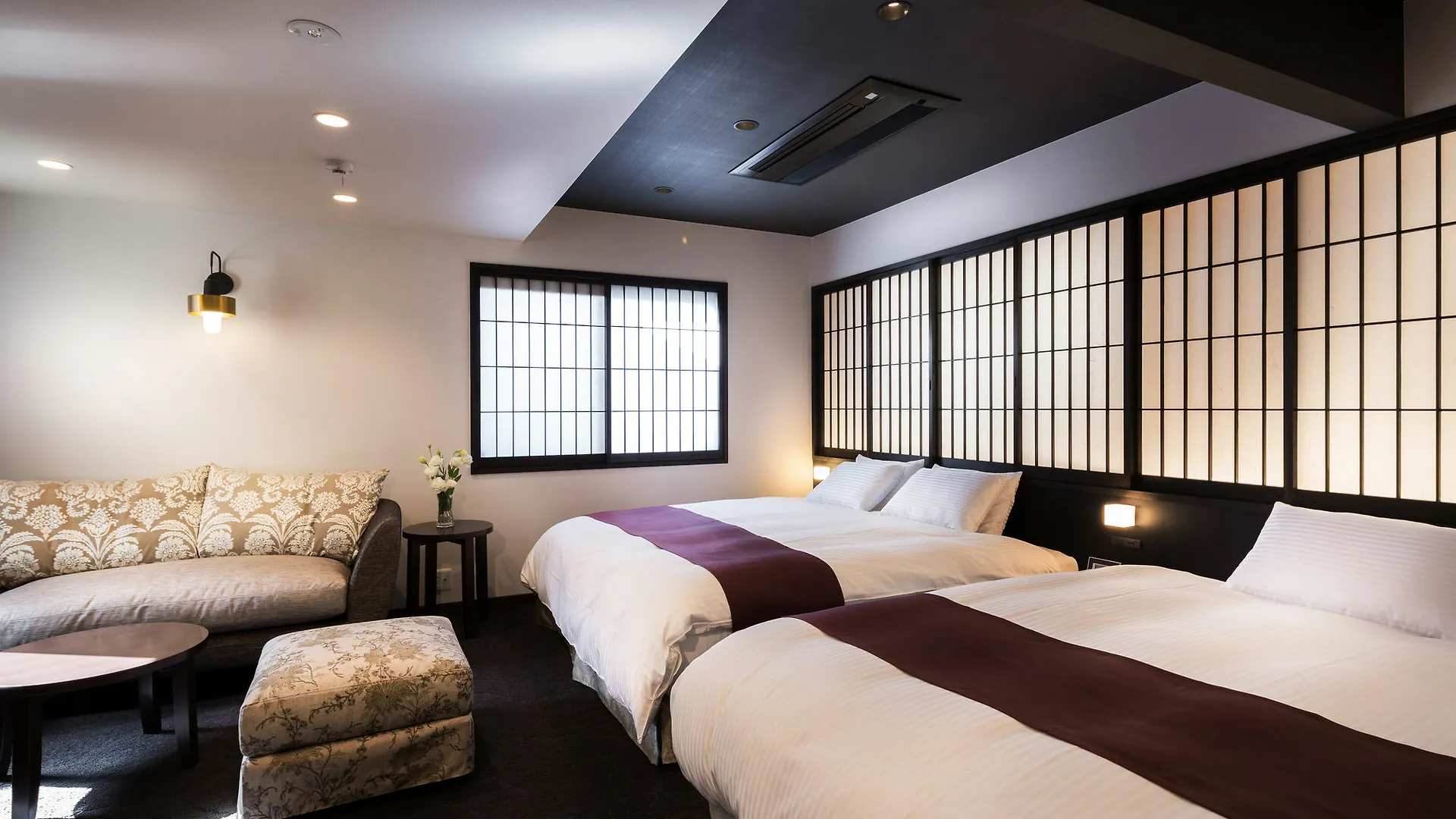 Tsuhana Kyoto